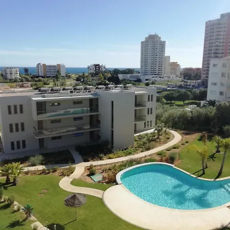 Mooving - Oasis Mar - Praia Da Rocha *